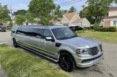 Lincoln Navigator Sliver From Best Limo Service Nj